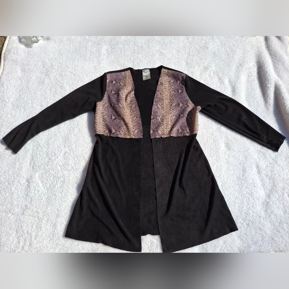 Vocal Snake Skin Long Sleeve Top - X-Large